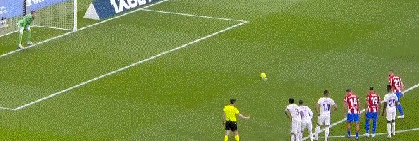 1652055122912014878.gif 一比0.gif